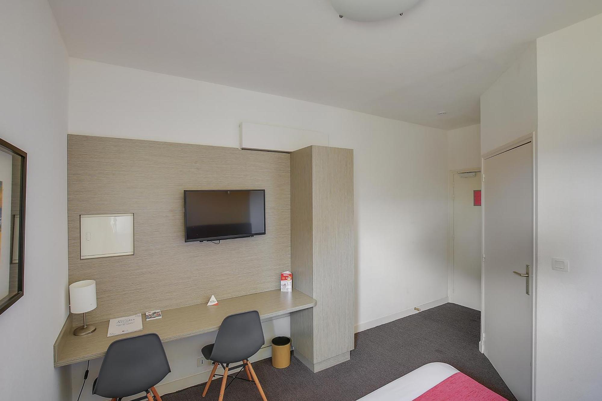 Hotel Arcadia Lannion Zewnętrze zdjęcie