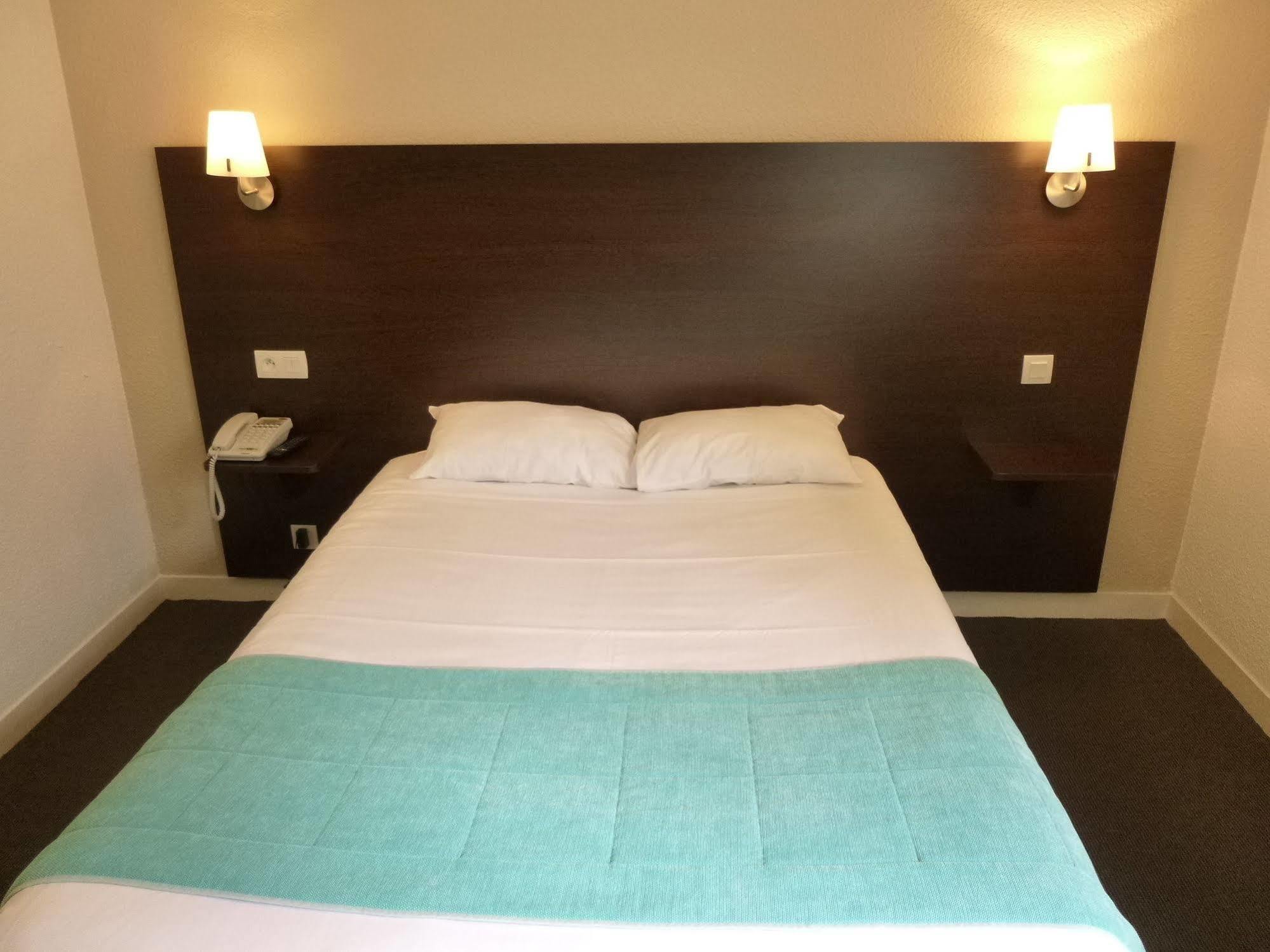 Hotel Arcadia Lannion Zewnętrze zdjęcie